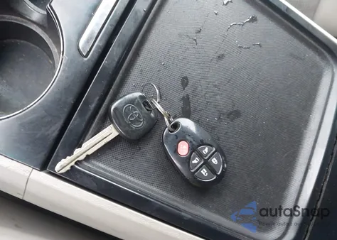 2014 Toyota Sienna Le V6 8 Passenger из США, поврежденный, VIN 5TDKK3DC4ES433172